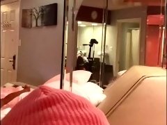 EBONY COUPLE SUCK & FUCK IN HOTEL SUITE (She Makes Him Cum Fast!!)