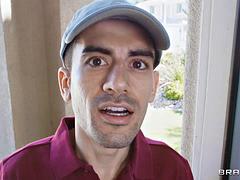 Jordi El Nino Pollas Tub Cumshot for Alanna Pow Surprise
